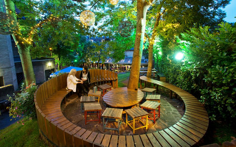 The 15 Best DogFriendly Restaurants In Glasgow / PetsPyjamas